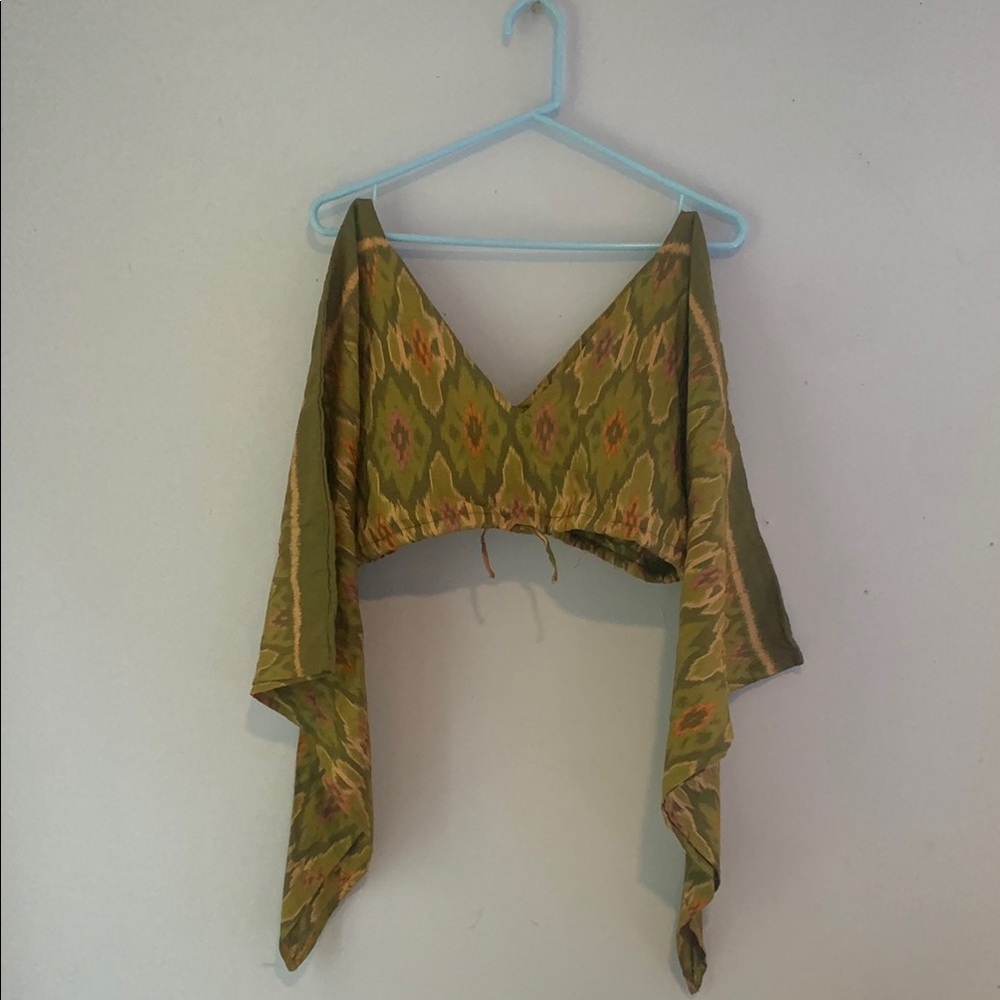 Vintage crop top with bell sleeves